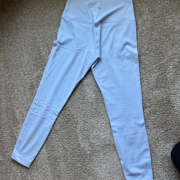 Lululemon 25” Periwinkle Align Leggings- Size 6 - Picture 3 of 3